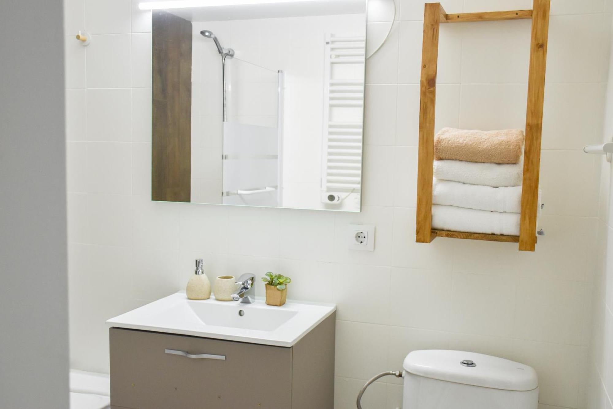 La Neu Studio Neuf Pour 4 Pax En Centre Ville Pas De La Casa Ngoại thất bức ảnh